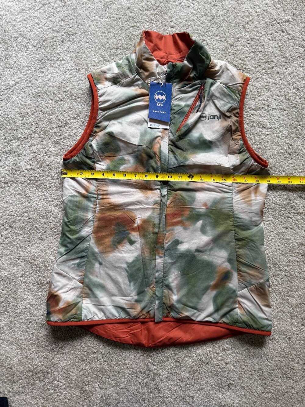 NWT - Janji Women's Thermalrunner Reversible Vest Medium / Foliage Flux